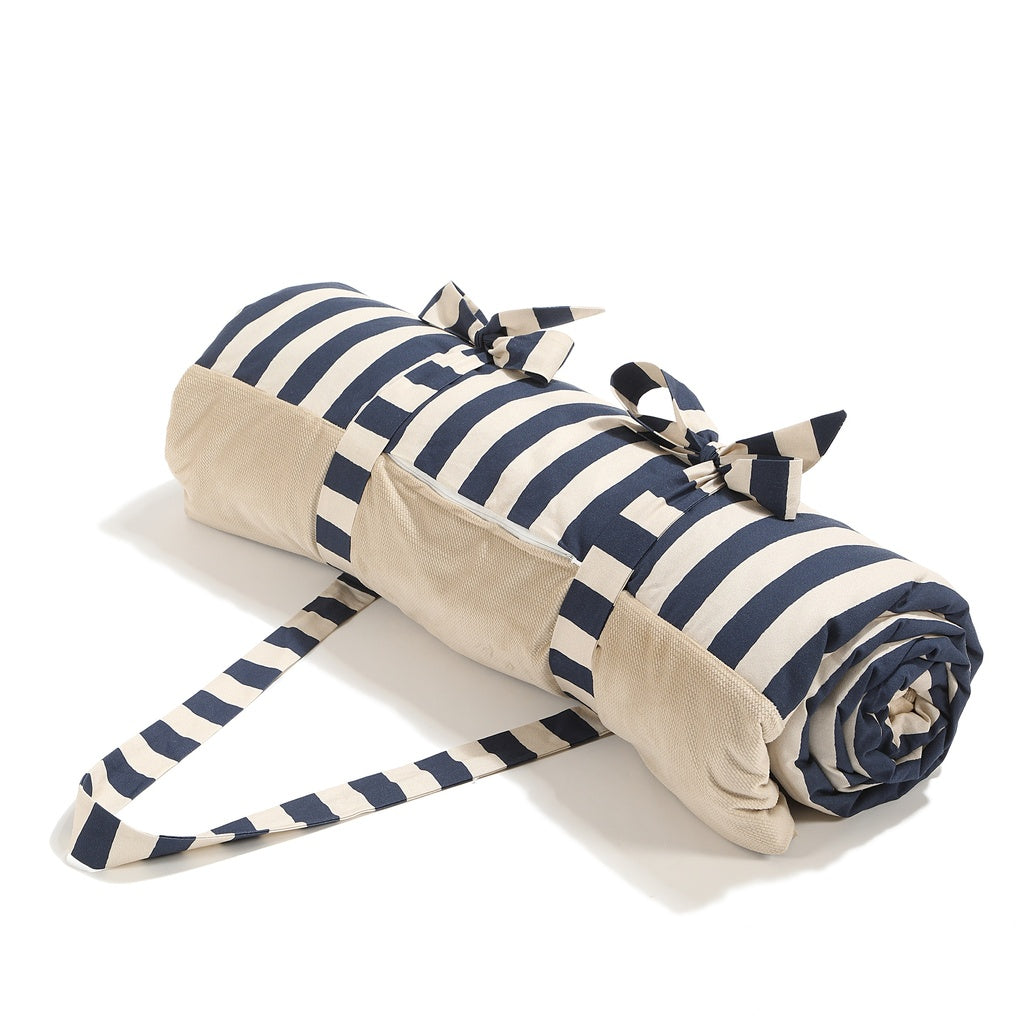 Picknickdecke Wasserdicht Groß – Stripes Navy Outdoor Picknickdecke