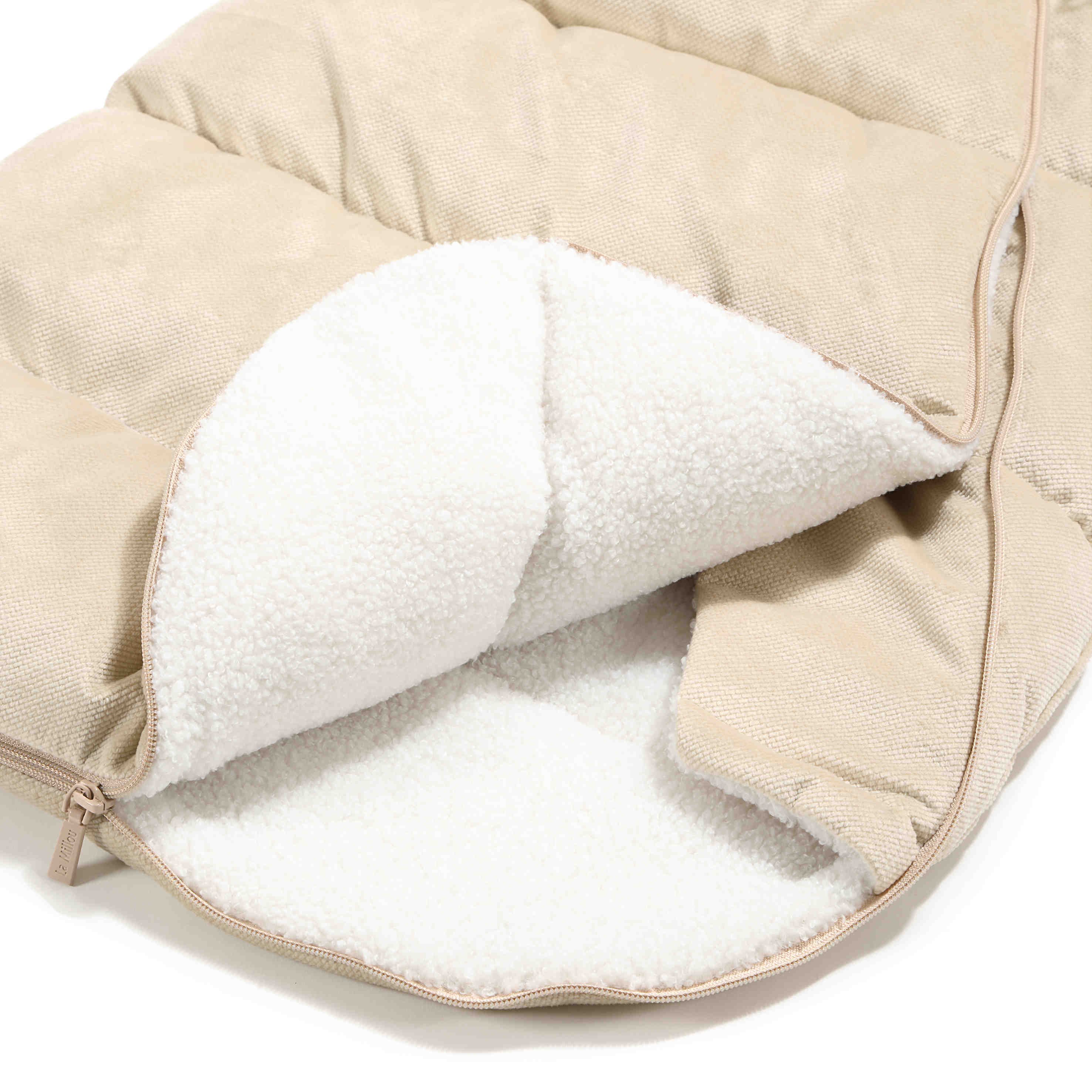 Velvet Collection Aspen Baby Fußsack, Sand von La Millou bei Oli&Lola