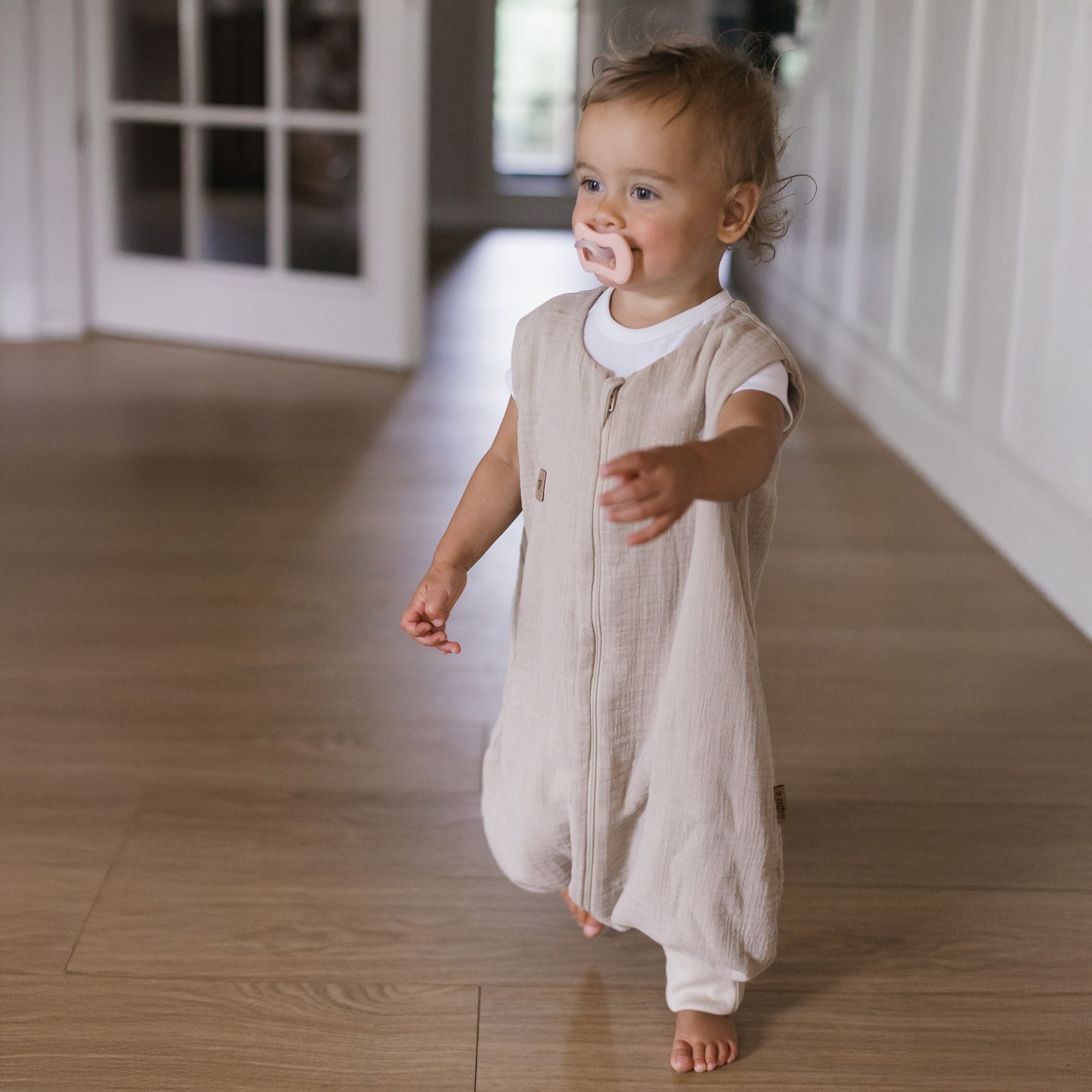 Babyschlafsack mit Beinen aus Musselin – 1,5 TOG, Vanilla