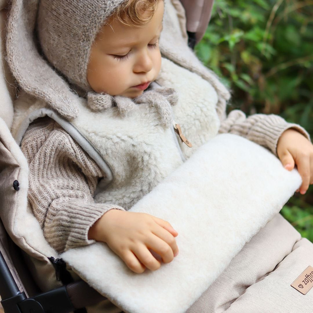 Fußsack iGrow Scandi, Beige – Verschluss Detail
